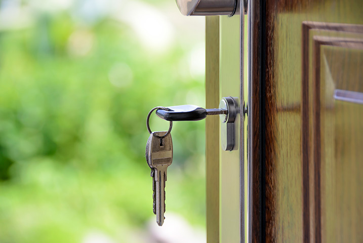 A2B Locks are able to provide local locksmiths in Royton to repair your broken locks. 